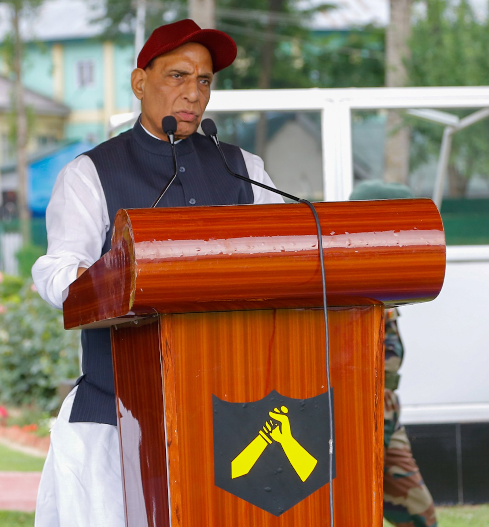 Raksha Mantri reviews security situation along the border of Jammu & Kashmir