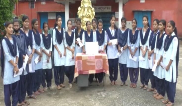Rakhis Are Sent To Jawans At Border Posts By Odisha College Students