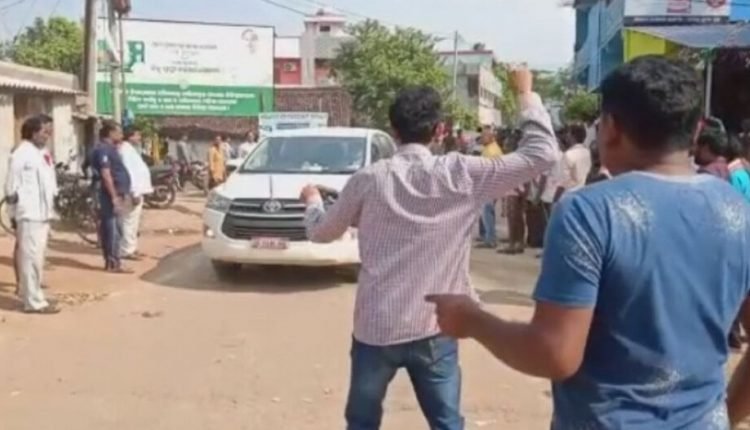 In Kalahandi, eggs were thrown at another Odisha minister's car