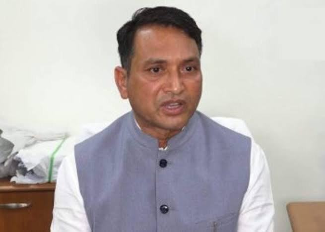 ମନ୍ତ୍ରୀଙ୍କୁ ସୁରକ୍ଷା, ଆଇଆଇସିଙ୍କୁ ନିଲମ୍ବନ 
