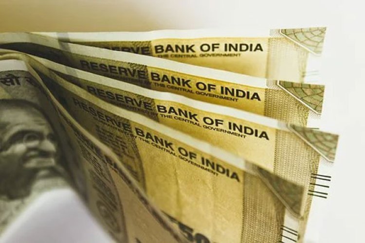 Woman Accountant Embezzling Teachers’ Salaries, Surrenders