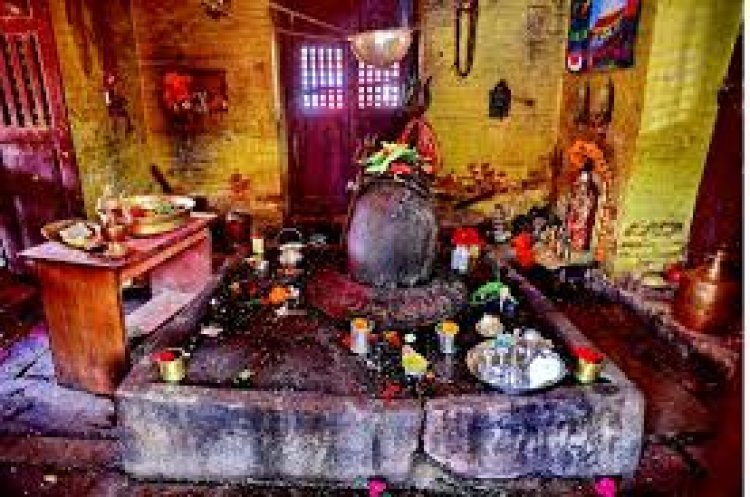 ବହୁ ପୁରାତନ ଶିବଲିଙ୍ଗ